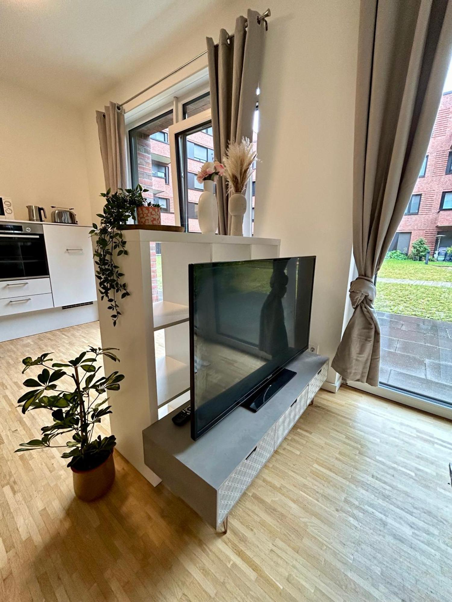 Wohlfuehl-apartment Mit Gemuetlicher Terrasse Apartment Hannover